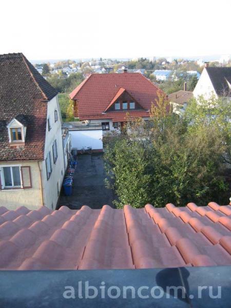 Вид из окон языковой школы Humbоldt-Institut в Констанце на городские кварталы