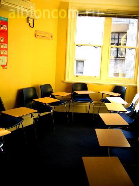 Школьный класс в языковой школе Лондона