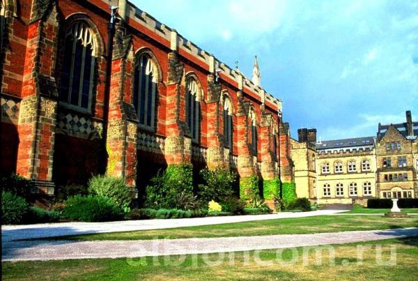 Школьные здания Tonbridge School