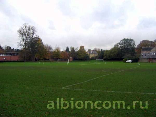 Спортивные поля колледжа Winchester College