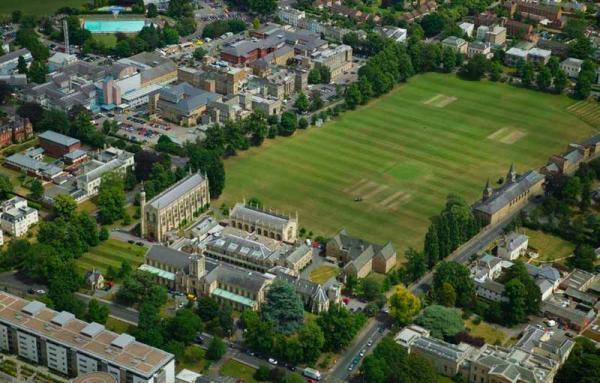 Cheltenham College, летняя школа - вид на территорию