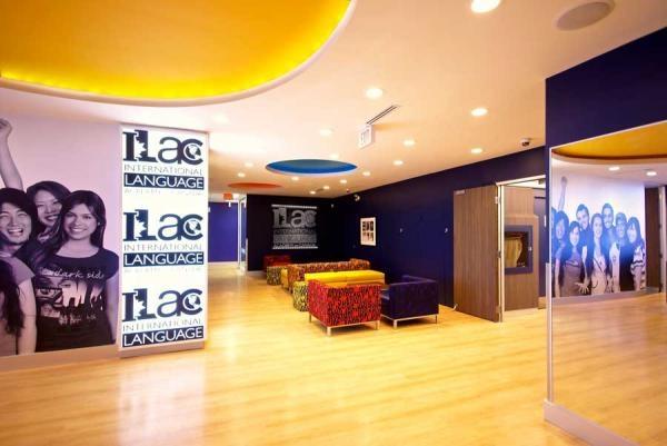 International Language Academy in Canada. Учебный центр ILAC в Торонто