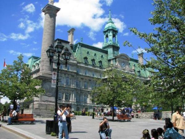 EC Montreal. Площадь Жака Картье