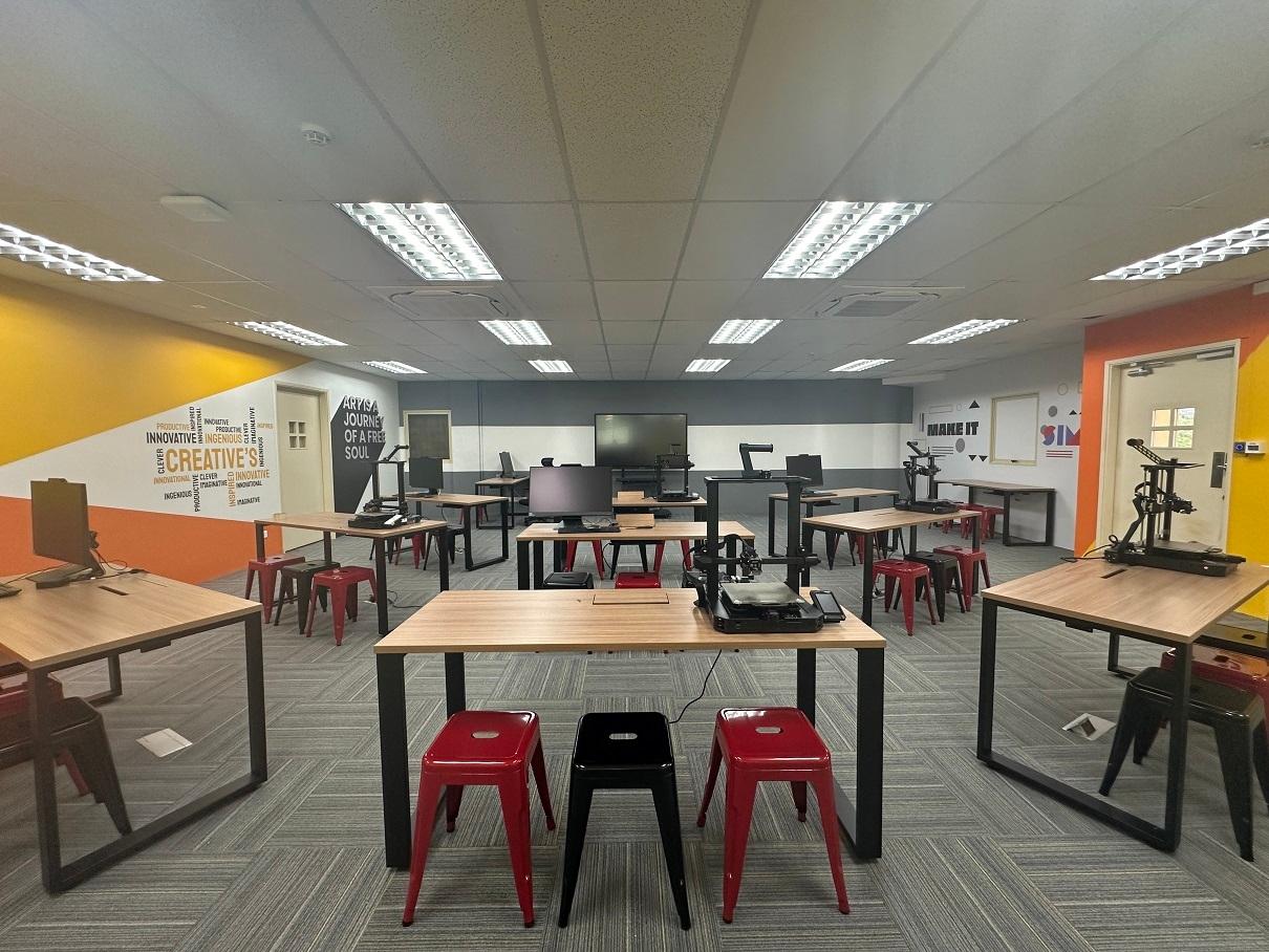 Makerspace (3D Printing Classroom)