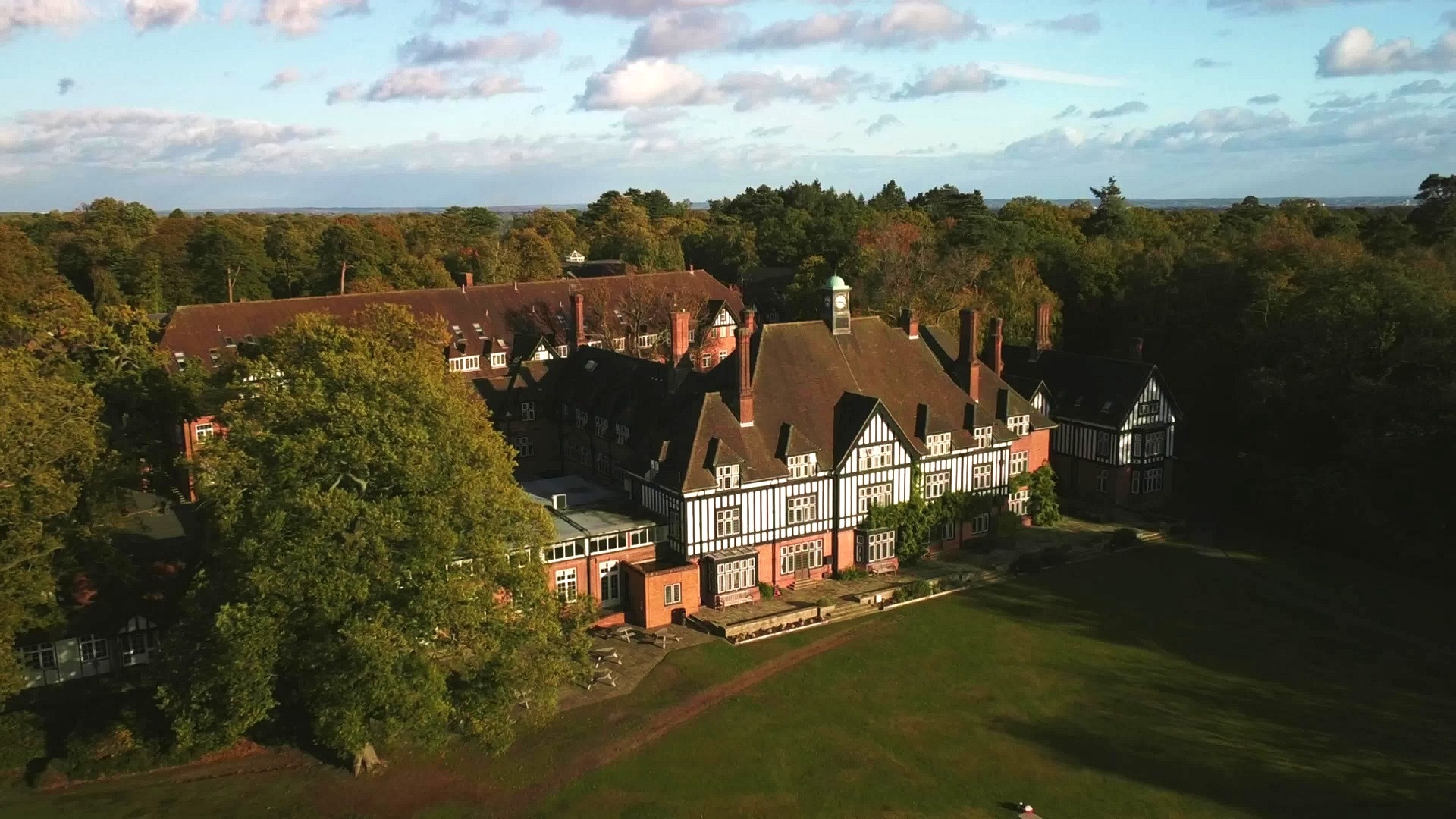 Queenswood-Aerial-campus