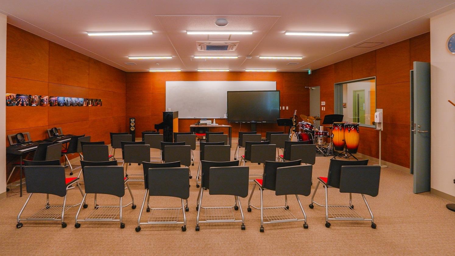 RSJ Campus music-class