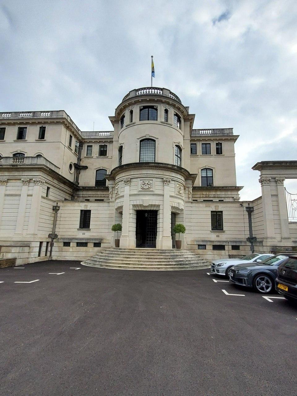Историческое здание школы North London Collegiate School