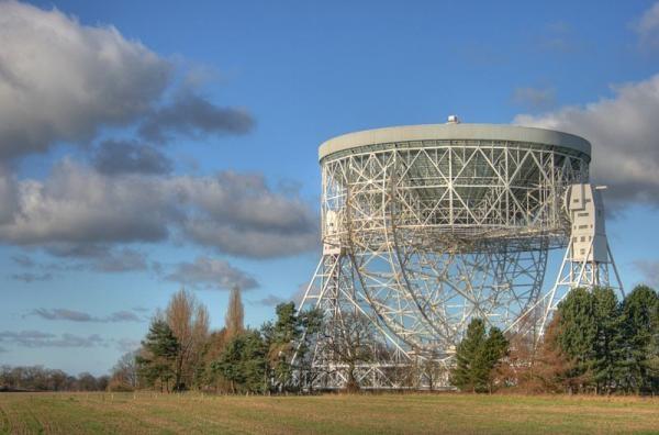 University of Manchester. 76-метровый телескоп обсерватории университета