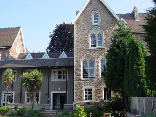 Британская школа-пансион Clifton College - студенческая резиденция
