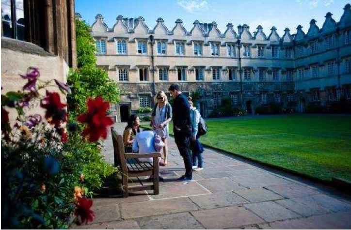 Оксфордский университет, летняя школа