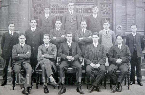 Caterham School, школьные префекты, 1912 год