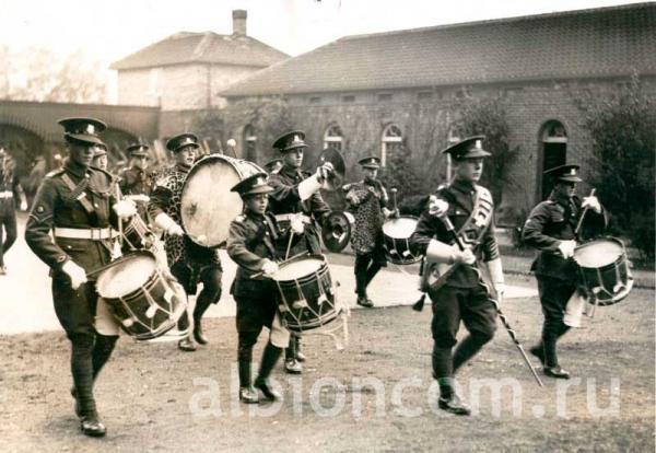 Dean Close School, корпус барабанщиков. 1930 год