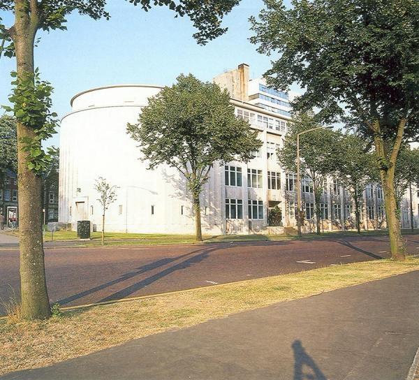 Школа права Cardiff University